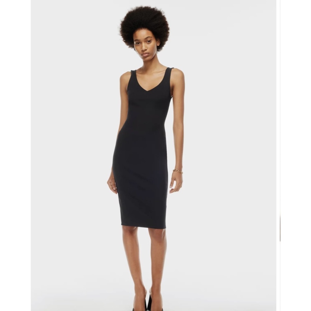 Babaton V Neck Ribbed Black MIDI Dress